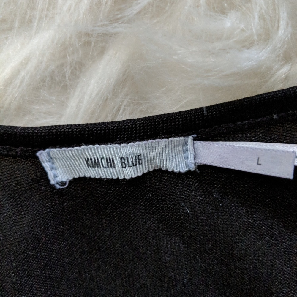 Urban Outfitters // Kimchi Blue Crop Tank - Picture 3 of 3